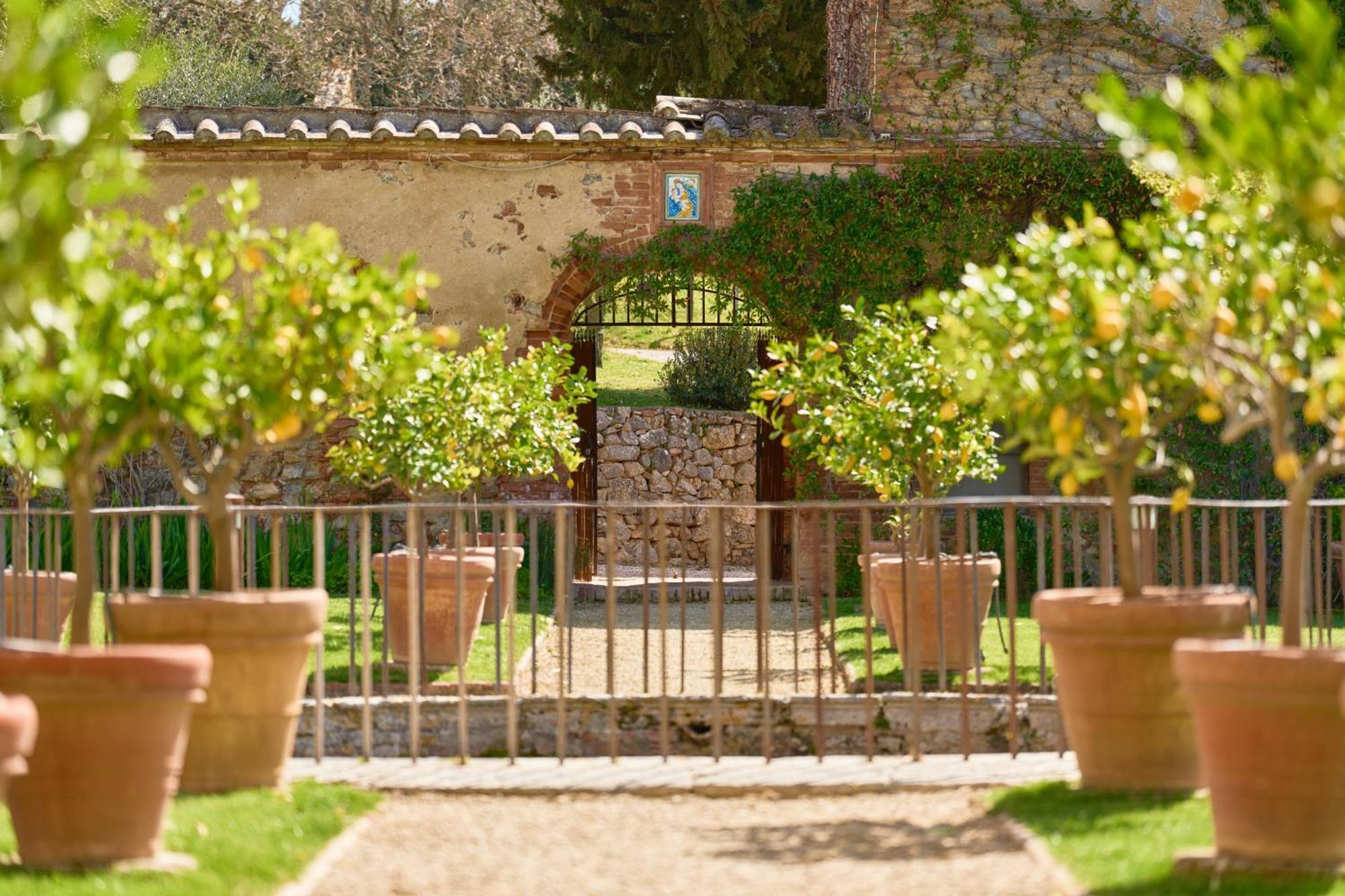 Monastero Sant'Anna In Camprena Villa Pienza Exterior photo